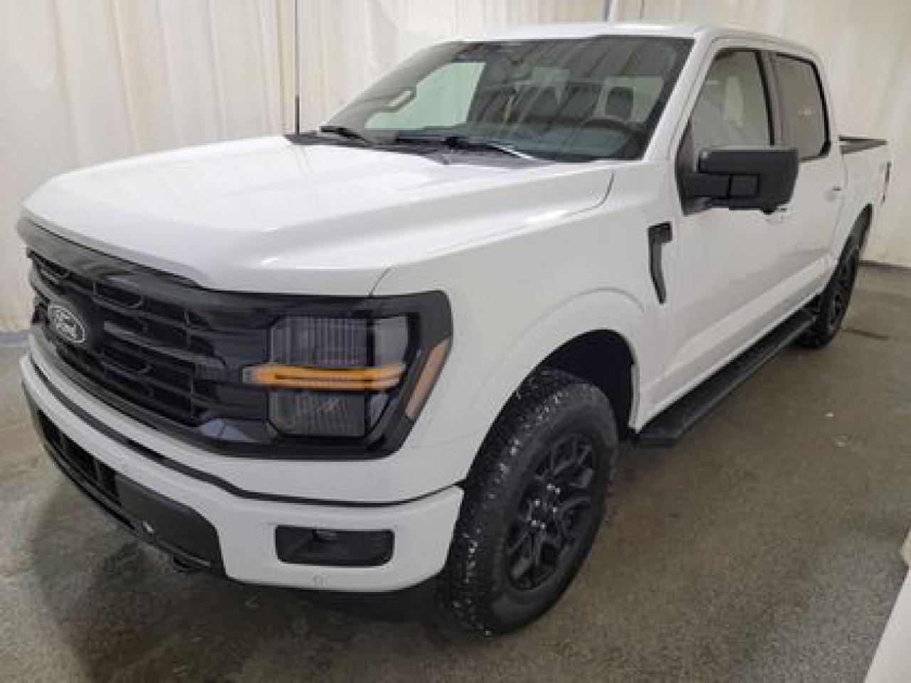 New 2025 Ford F-150 XLT for sale in Regina, SK