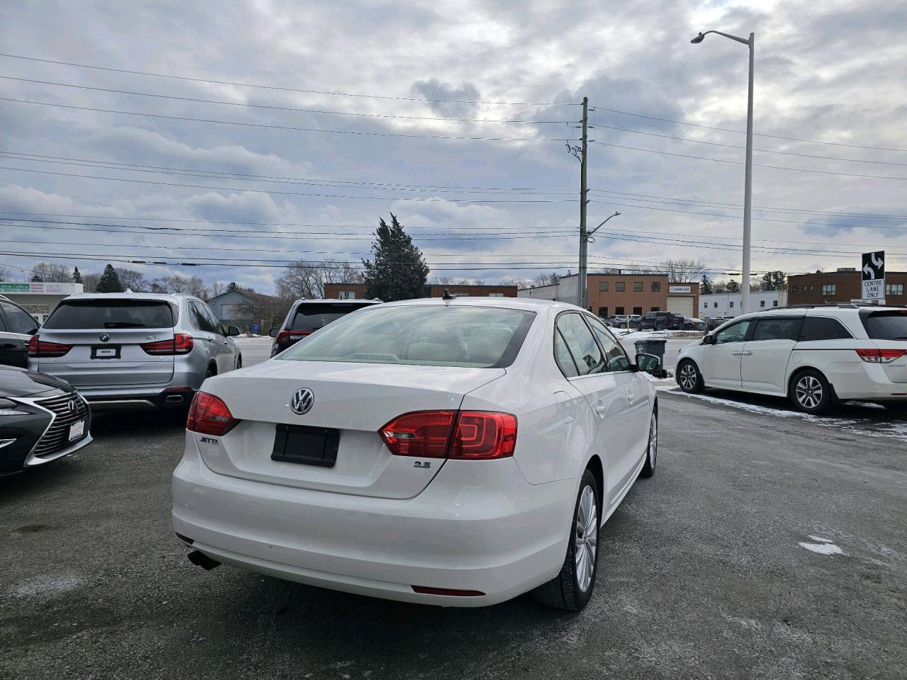 2012 Volkswagen Jetta 4dr 2.5L Auto HIGHLINE - Photo #7