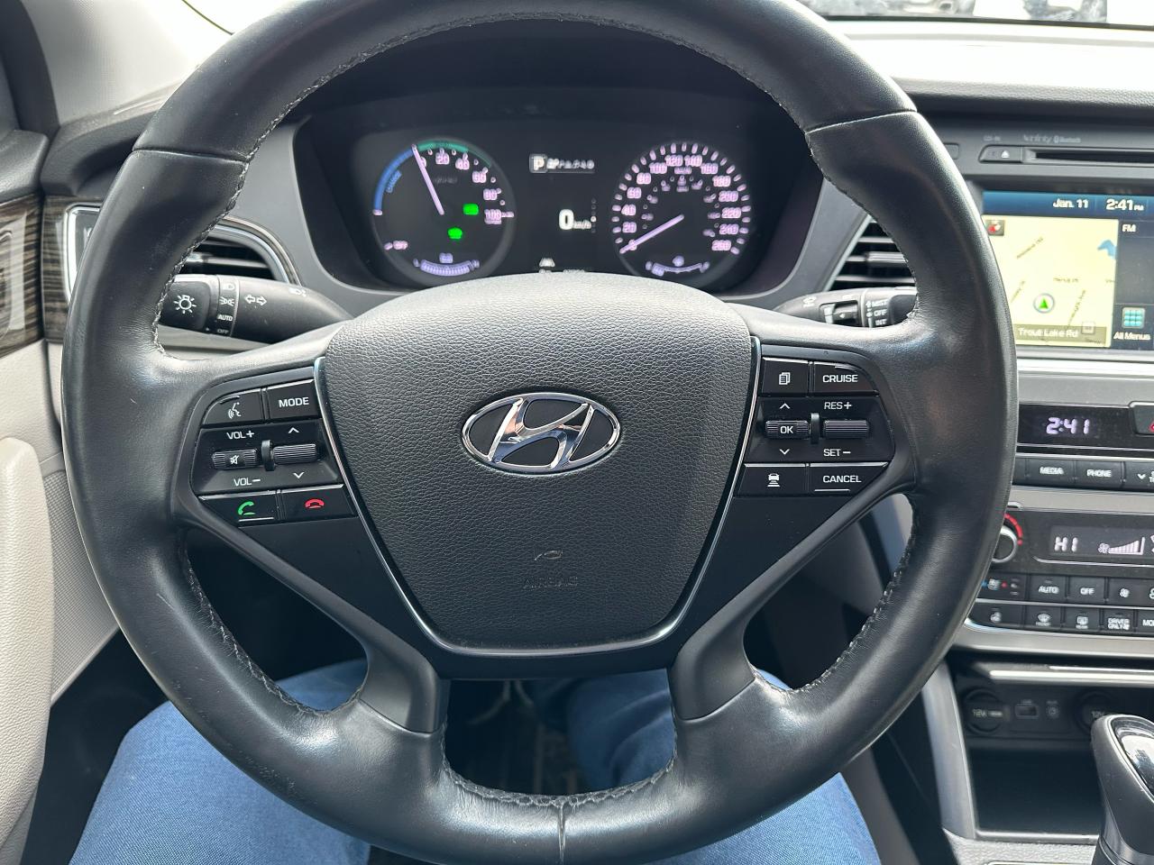 2016 Hyundai Sonata Hybrid 4dr Sdn Ultimate Photo15