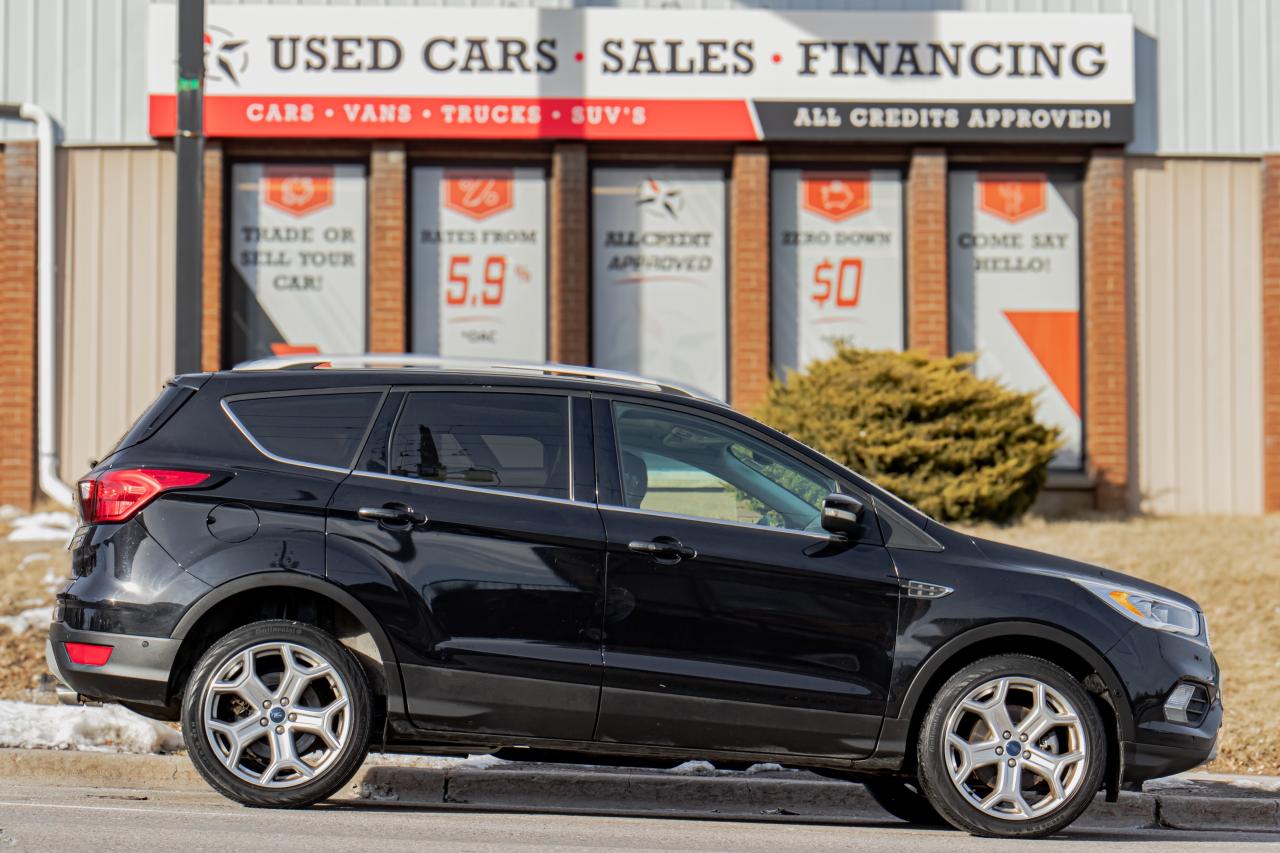 2019 Ford Escape Titanium | AWD | Leather | Roof | Nav | Cam | Tint Photo40