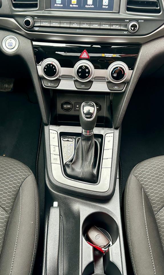 2020 Hyundai Elantra Preferred w/Sun & Safety Package Photo