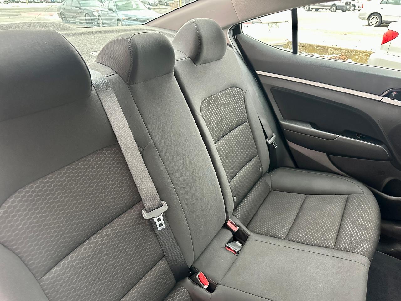 2020 Hyundai Elantra Preferred w/Sun & Safety Package Photo