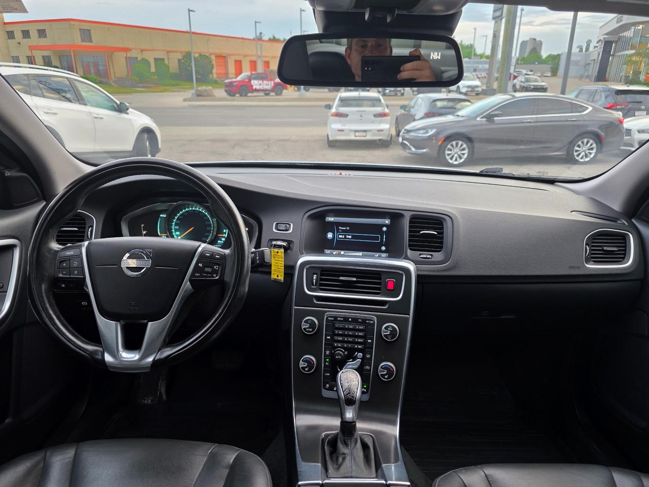 2015 Volvo S60 T5 Premier Plus AWD | BLIS | Leather | Sunroof | Backup Camera Photo