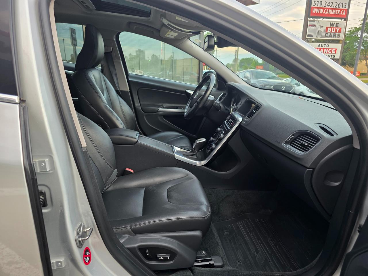 2015 Volvo S60 T5 Premier Plus AWD | BLIS | Leather | Sunroof | Backup Camera Photo