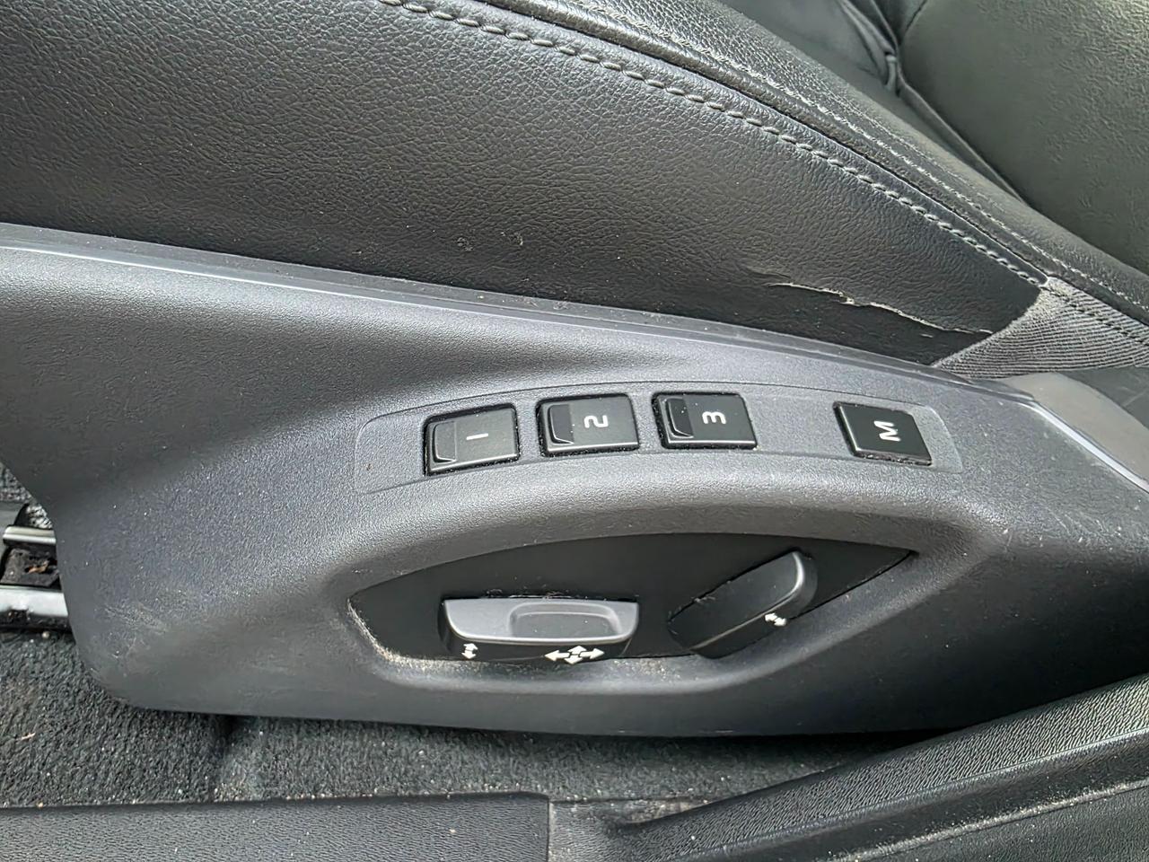 2015 Volvo S60 T5 Premier Plus AWD | BLIS | Leather | Sunroof | Backup Camera Photo