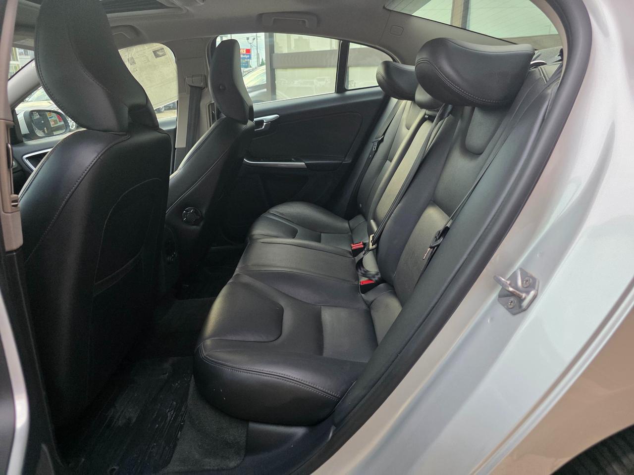 2015 Volvo S60 T5 Premier Plus AWD | BLIS | Leather | Sunroof | Backup Camera Photo