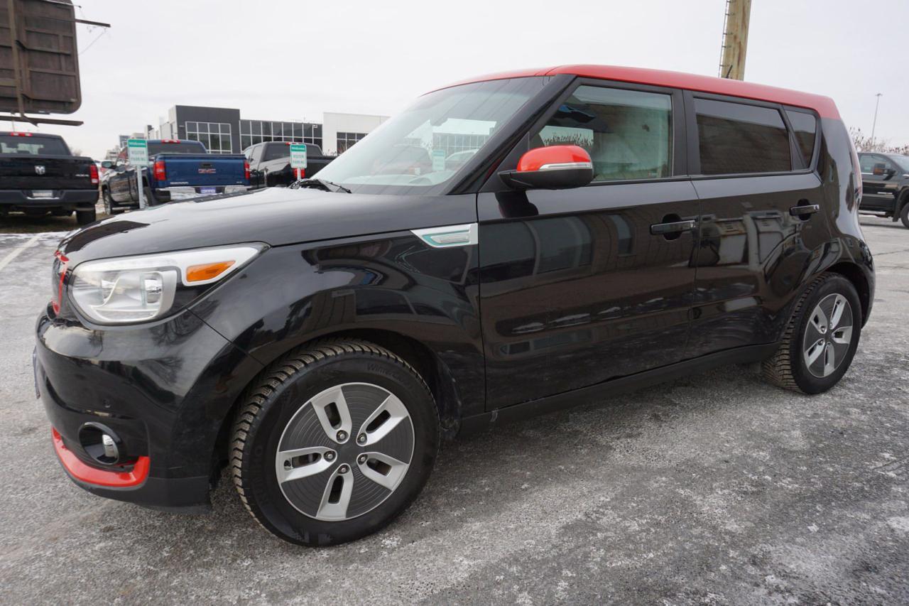 2018 Kia Soul EV LUXURY CERTIFIED *KIA SERVICED* CAMERA NAV BLUETOOTH LEATHER HEATED SEATS CRUISE ALLOYS - Photo #3