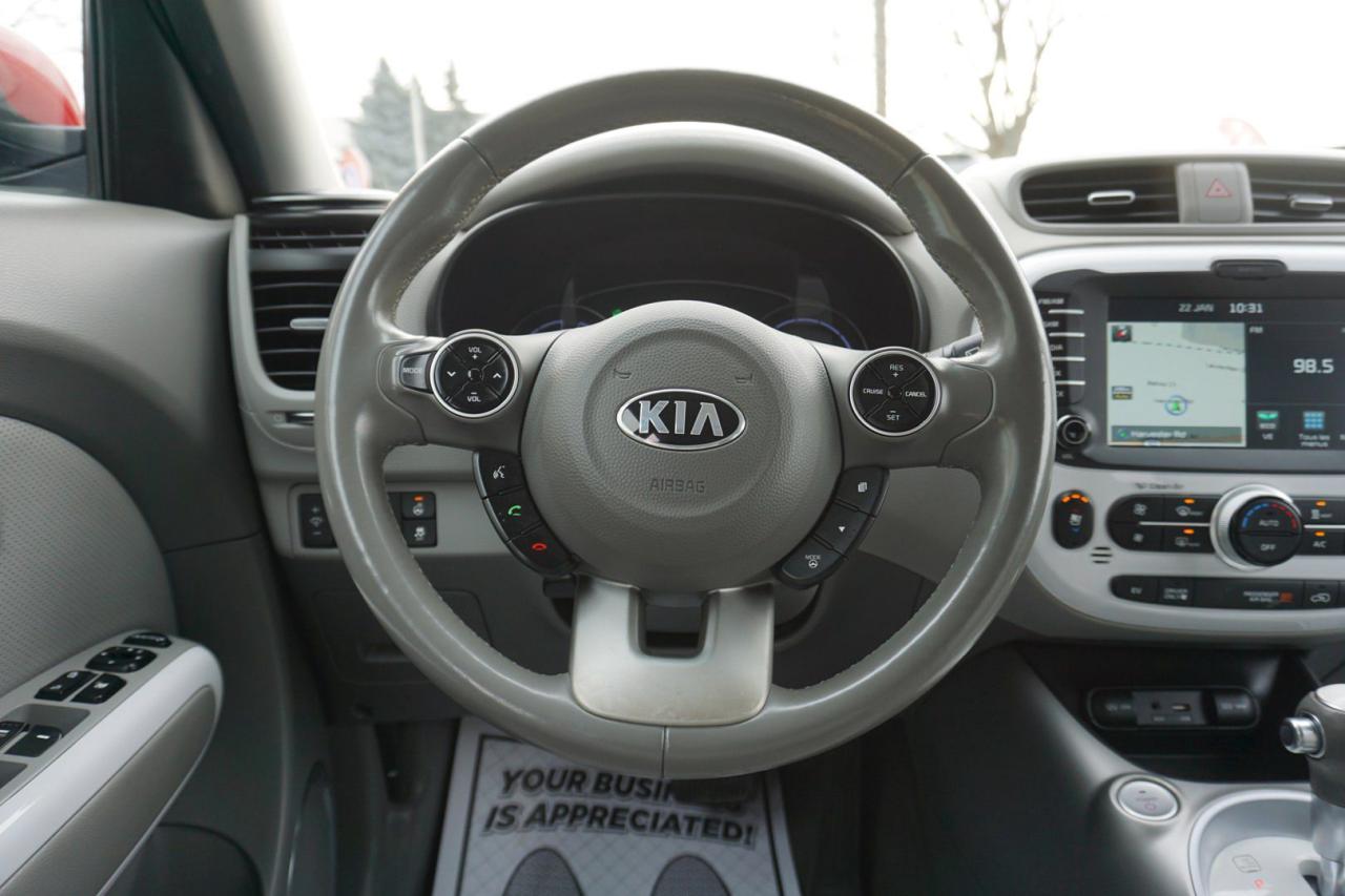 2018 Kia Soul EV LUXURY CERTIFIED *KIA SERVICED* CAMERA NAV BLUETOOTH LEATHER HEATED SEATS CRUISE ALLOYS - Photo #10