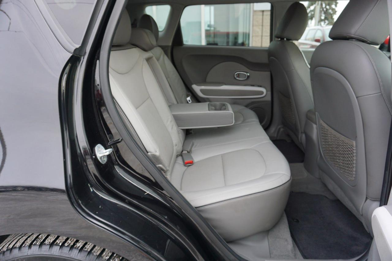 2018 Kia Soul EV LUXURY CERTIFIED *KIA SERVICED* CAMERA NAV BLUETOOTH LEATHER HEATED SEATS CRUISE ALLOYS - Photo #17