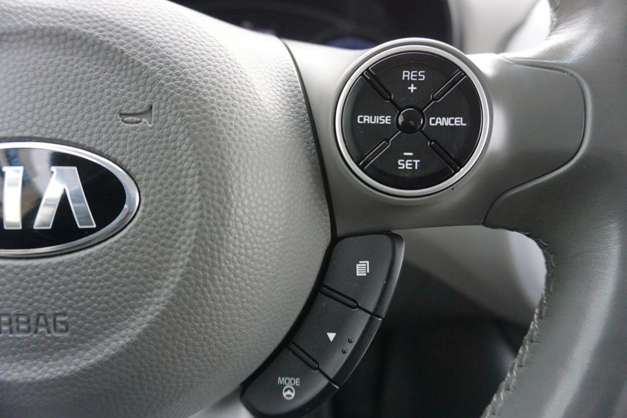 2018 Kia Soul EV LUXURY CERTIFIED *KIA SERVICED* CAMERA NAV BLUETOOTH LEATHER HEATED SEATS CRUISE ALLOYS - Photo #34