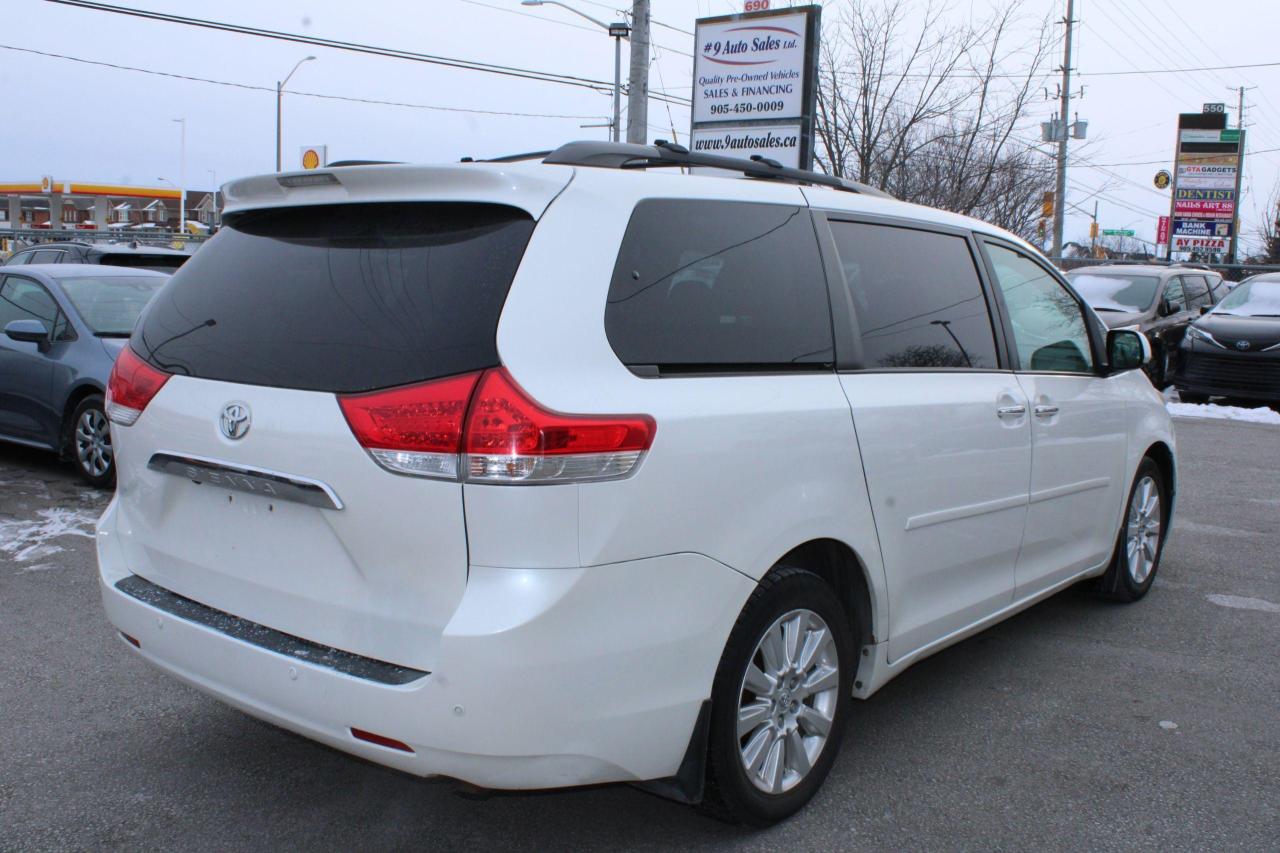 2011 Toyota Sienna 5dr V6 Limited 7-Pass AWD WITH DVD - Photo #3