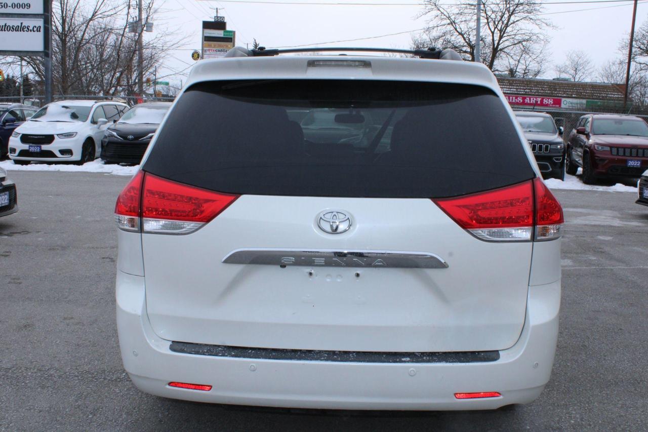 2011 Toyota Sienna 5dr V6 Limited 7-Pass AWD WITH DVD - Photo #4