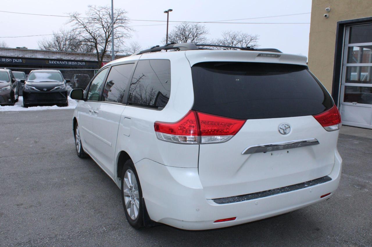 2011 Toyota Sienna 5dr V6 Limited 7-Pass AWD WITH DVD - Photo #5