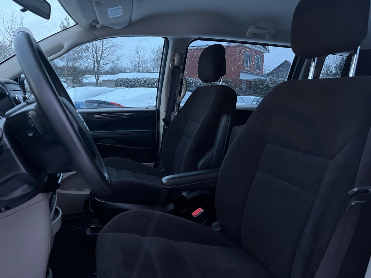 2015 Dodge Grand Caravan  - Photo #9