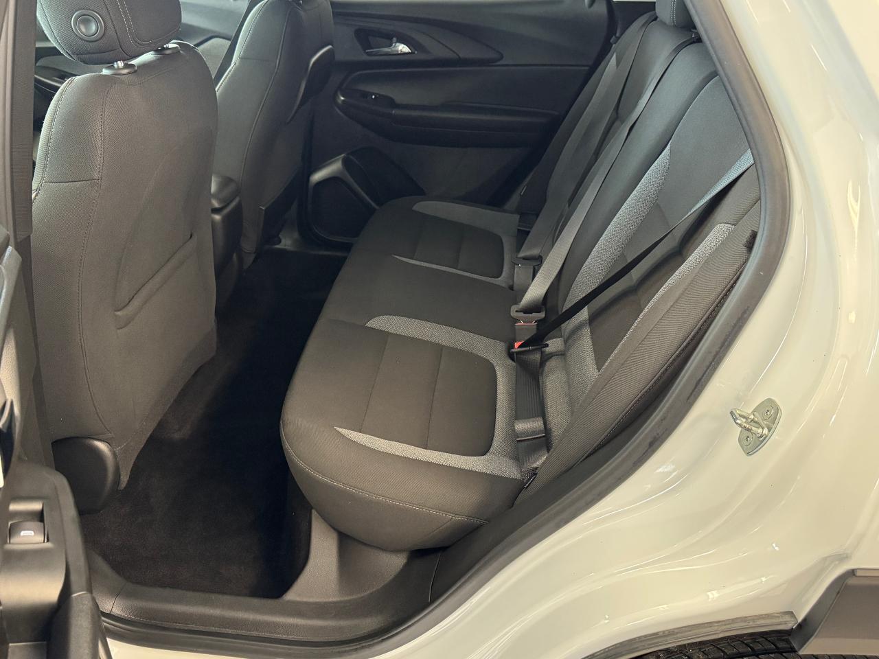 2021 Chevrolet TrailBlazer LT+New Tires+Collision WARN+BlindSpot+CLEAN CARFAX - Photo #24