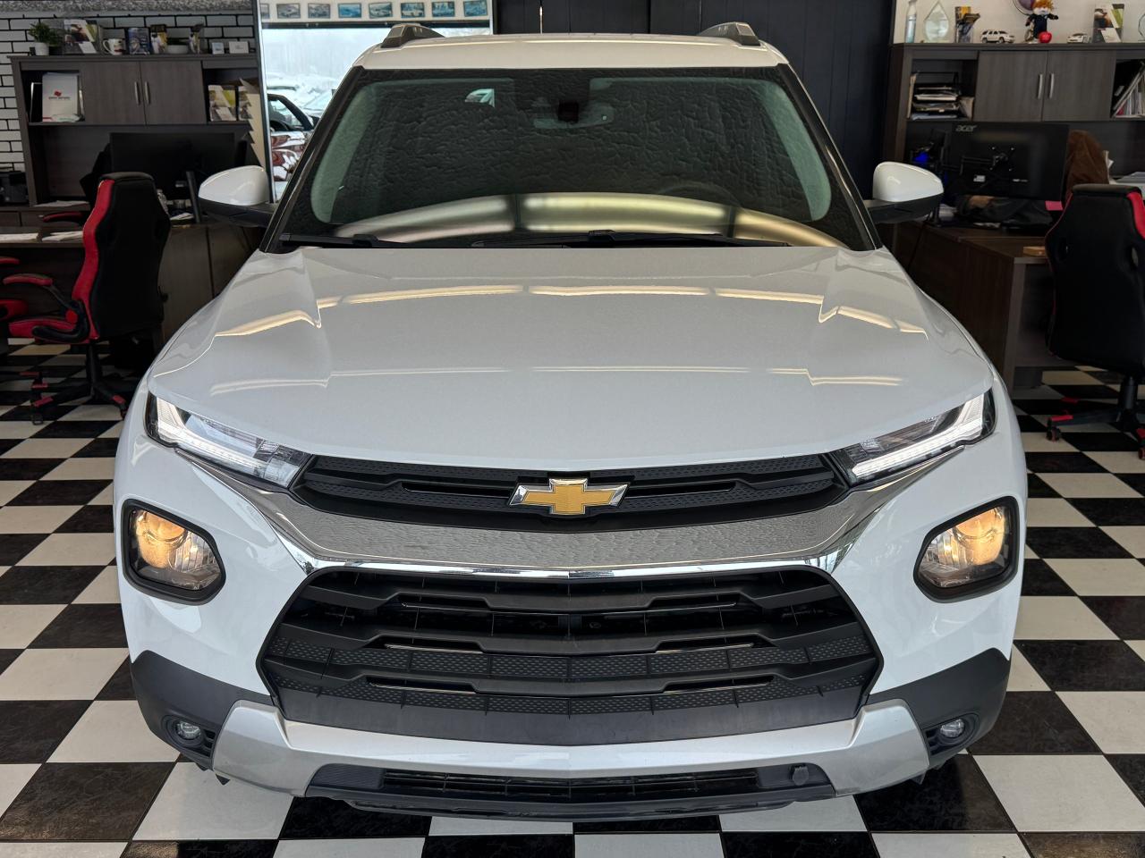 2021 Chevrolet TrailBlazer LT+New Tires+Collision WARN+BlindSpot+CLEAN CARFAX Photo11