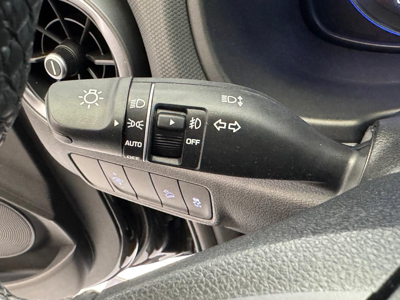 2022 Hyundai KONA Preferred AWD Special Ed+Roof+Leather+CLEAN CARFAX - Photo #46
