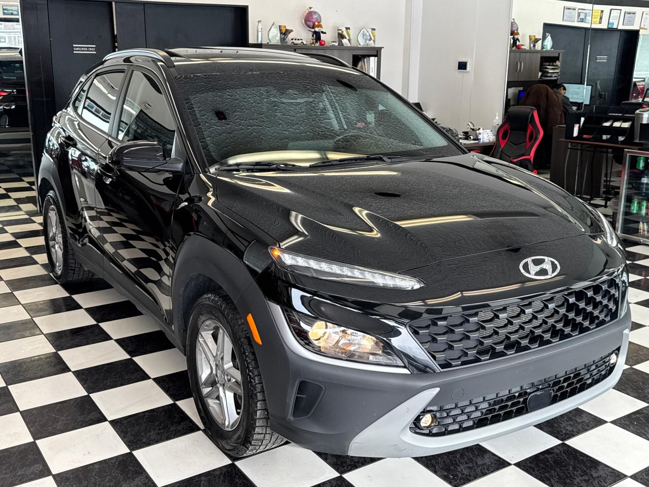 2022 Hyundai KONA Preferred AWD Special Ed+Roof+Leather+CLEAN CARFAX - Photo #12