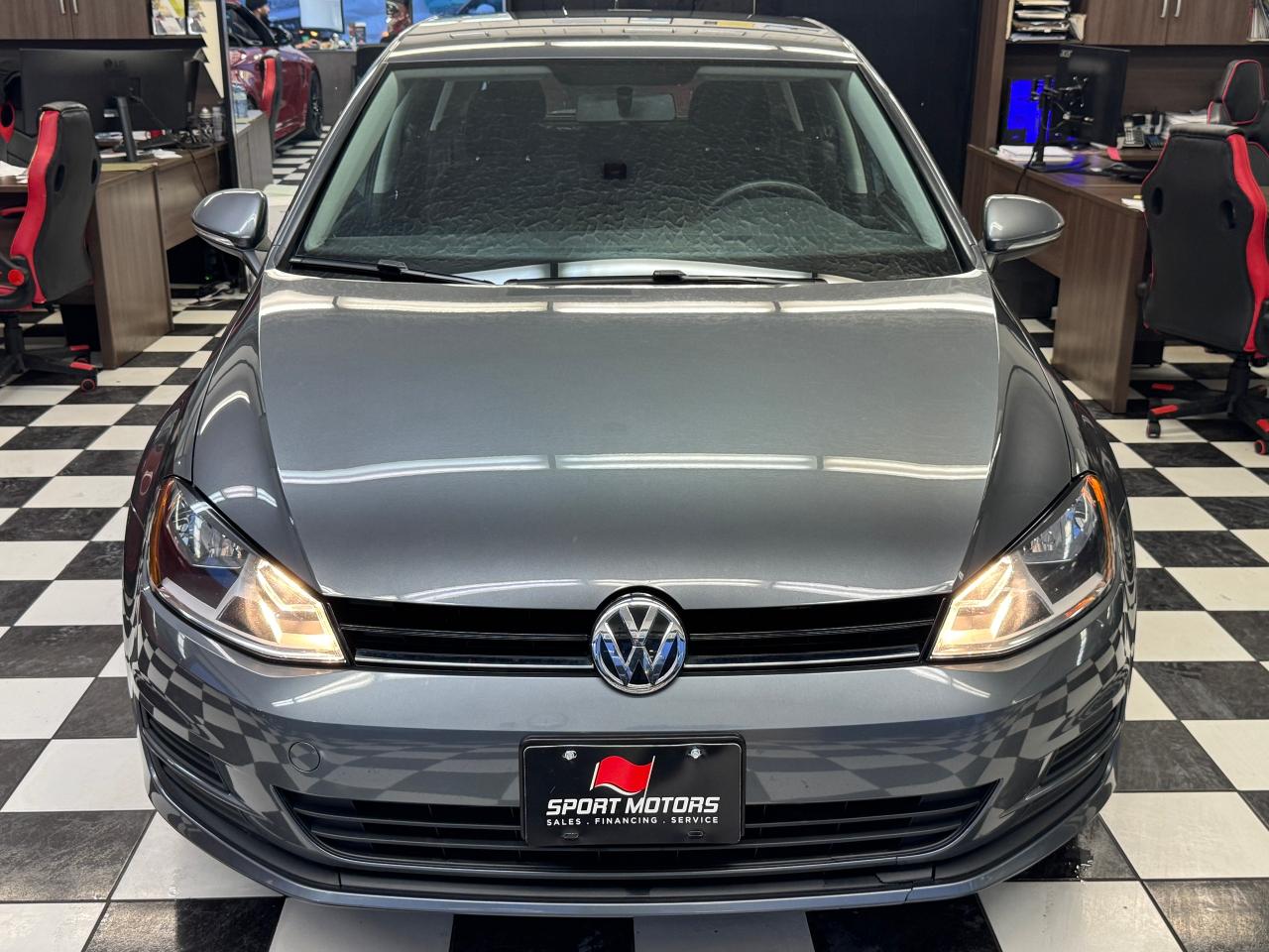 2017 Volkswagen Golf Trendline+Camera+Heated Seats+A/C+CLEAN CARFAX - Photo #9