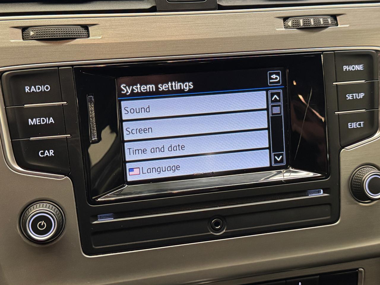 2017 Volkswagen Golf Trendline+Camera+Heated Seats+A/C+CLEAN CARFAX - Photo #30