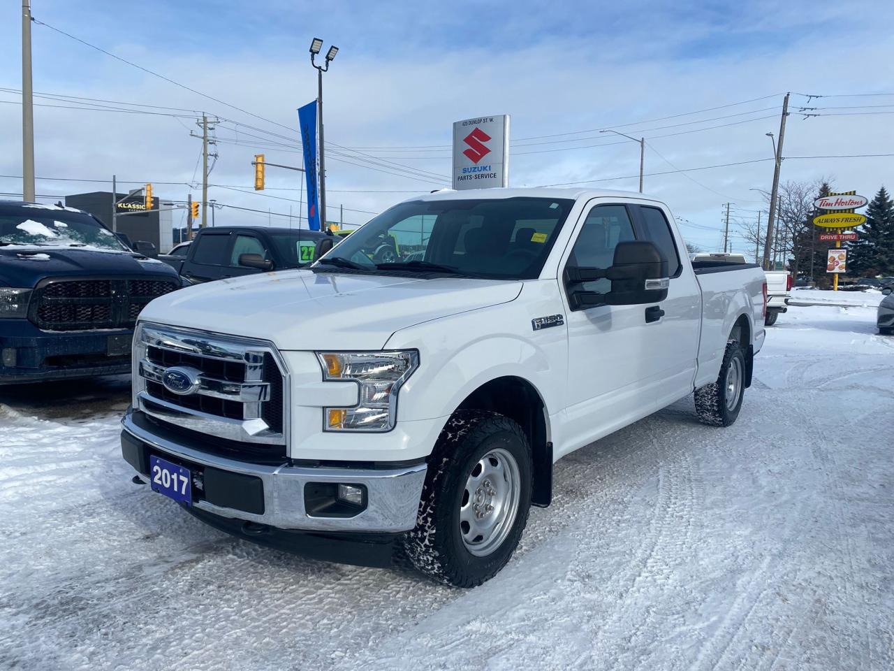 Used 2017 Ford F-150 XLT Super Cab 4x4 ~5.0L V8 ~Camera ~Bluetooth for sale in Barrie, ON