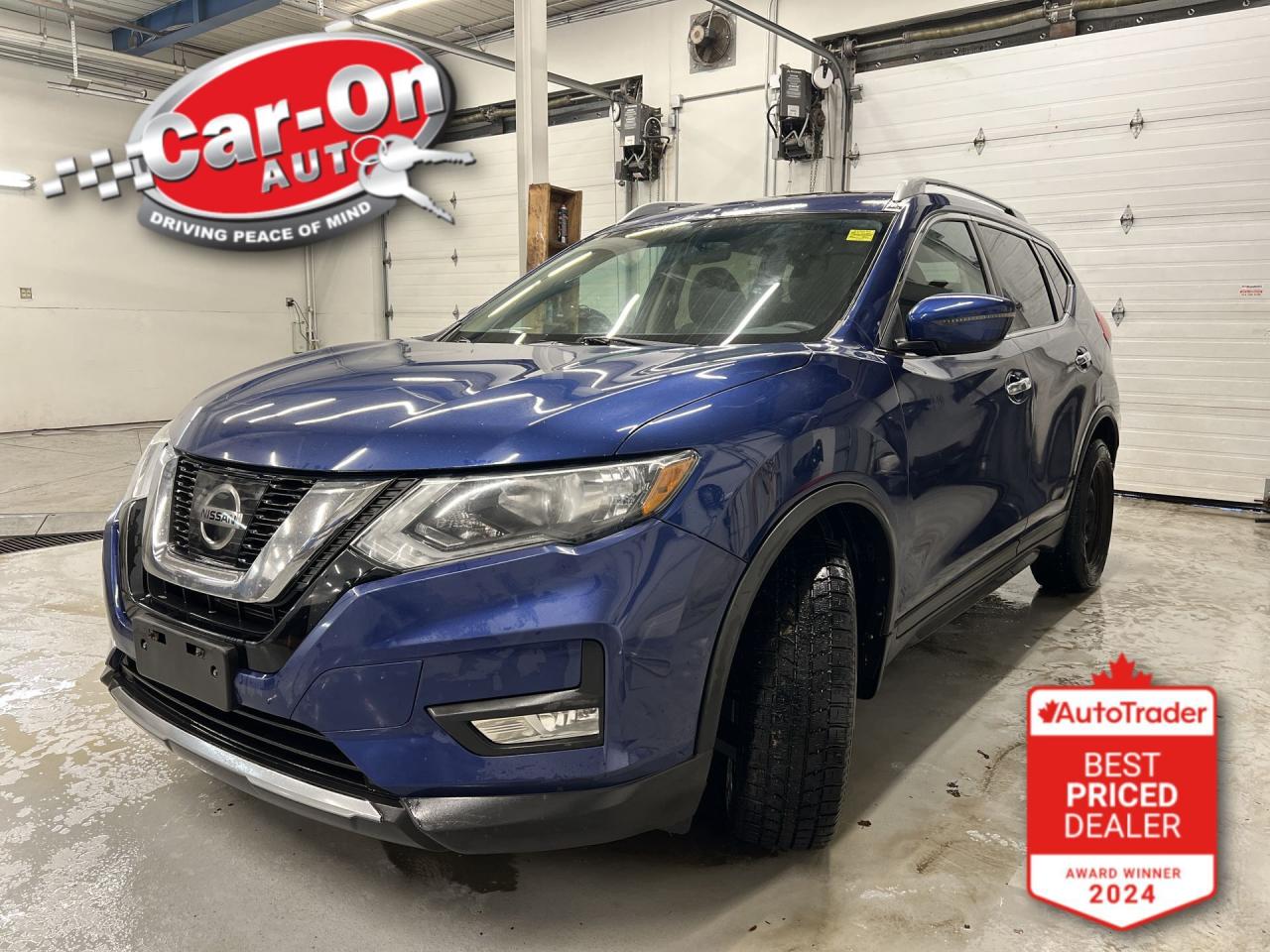 Used 2017 Nissan Rogue SV AWD | PANO ROOF | REMOTE START | REAR CAM for sale in Ottawa, ON