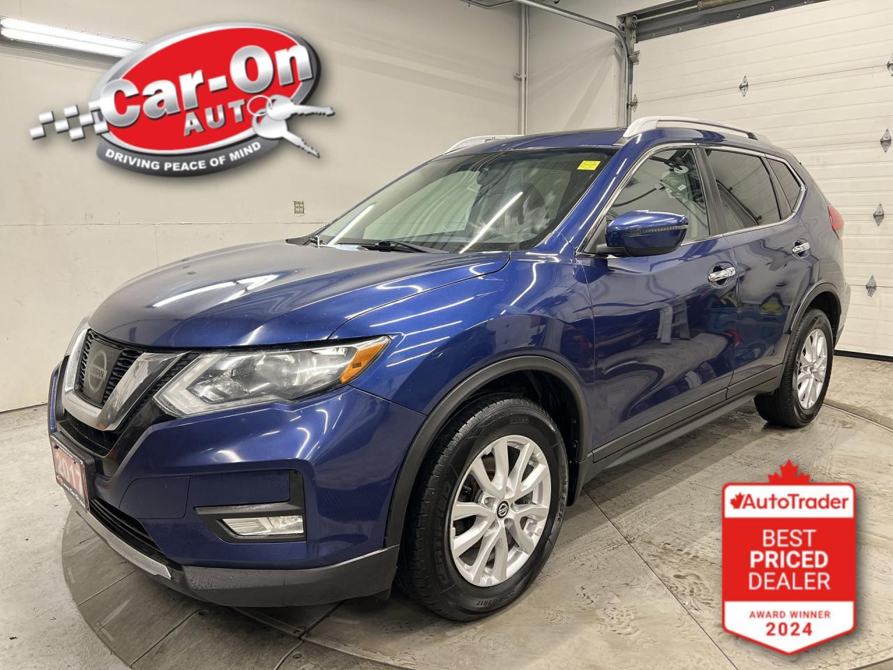 Used 2017 Nissan Rogue SV AWD | PANO ROOF | REMOTE START | REAR CAM for sale in Ottawa, ON