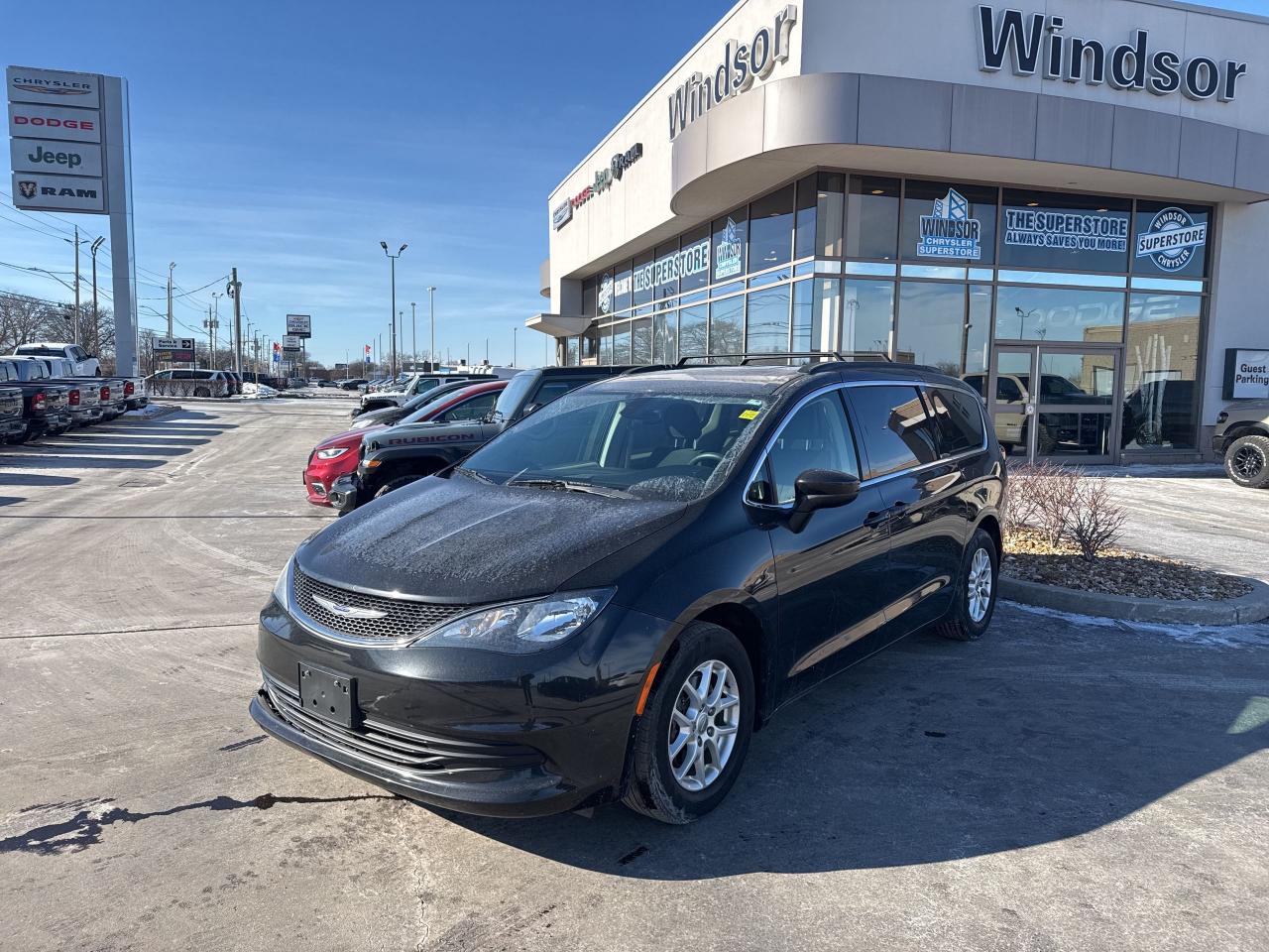 Used 2019 Chrysler Pacifica  for sale in Windsor, ON