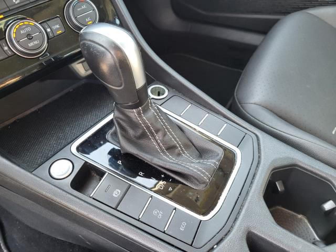2021 Volkswagen Jetta 1.4T HIGHLINE Photo11