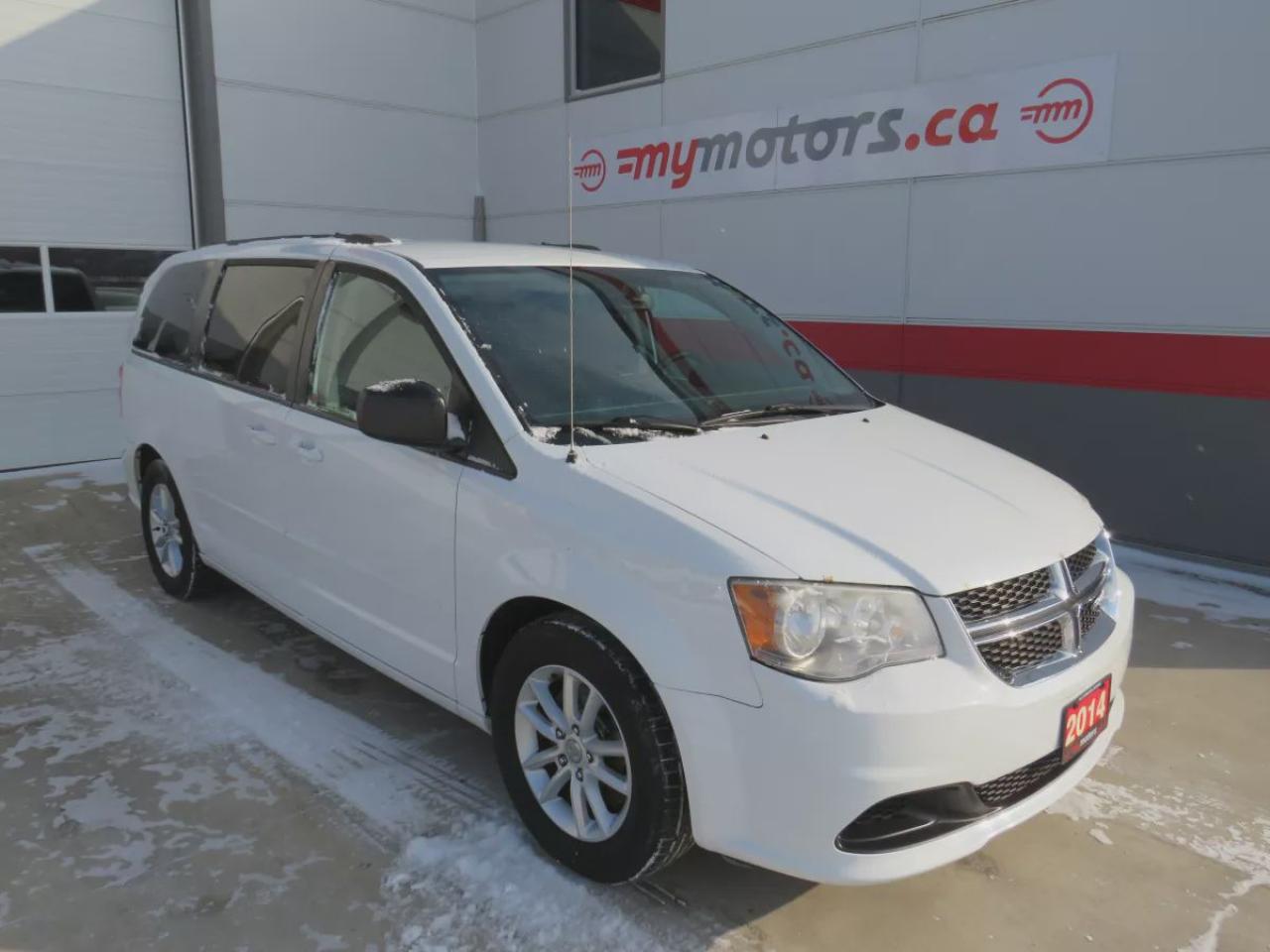 Used 2014 Dodge Grand Caravan SXT (**TRAILER HITCH**TINTS**ALLOY RIMS**POWER SEATS**REVERSE CAMERA**LEATHER WRAPPED WHEEL**CRUISE CONTROL**BLUETOOTH**DIGITAL TOUCHSCREEN**) for sale in Tillsonburg, ON