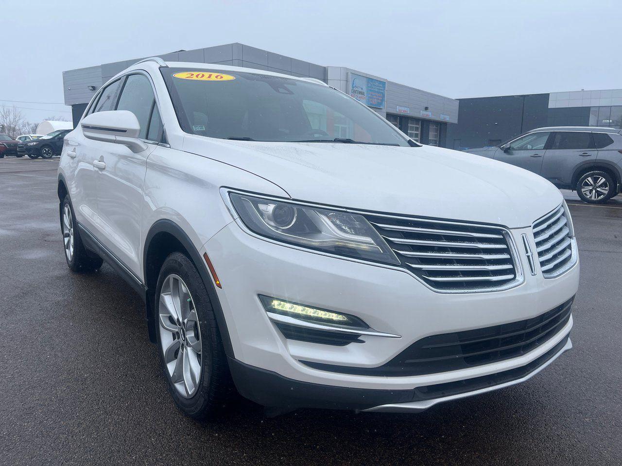 <span>Exceptional levels of luxury and technology are paired in this 2016 Lincoln MKC with proper performance credentials and outstanding value. This is an MKC Select, which includes a 240-horsepower turbocharged powerplant with 270 lb-ft of torque. There are 10-way power front seats, leather seating, a power liftgate, SYNC 3 infotainment on an 8-inch touchscreen, 9-speaker audio, proximity access/pushbutton start, and 18-inch alloys. </span>




<span style=font-weight: 400;>Thank you for your interest in this vehicle. Its located at Centennial Nissan, 30 Nicholas Lane, Charlottetown, PEI. We look forward to hearing from you - call us at 1-902-892-6577.</span>