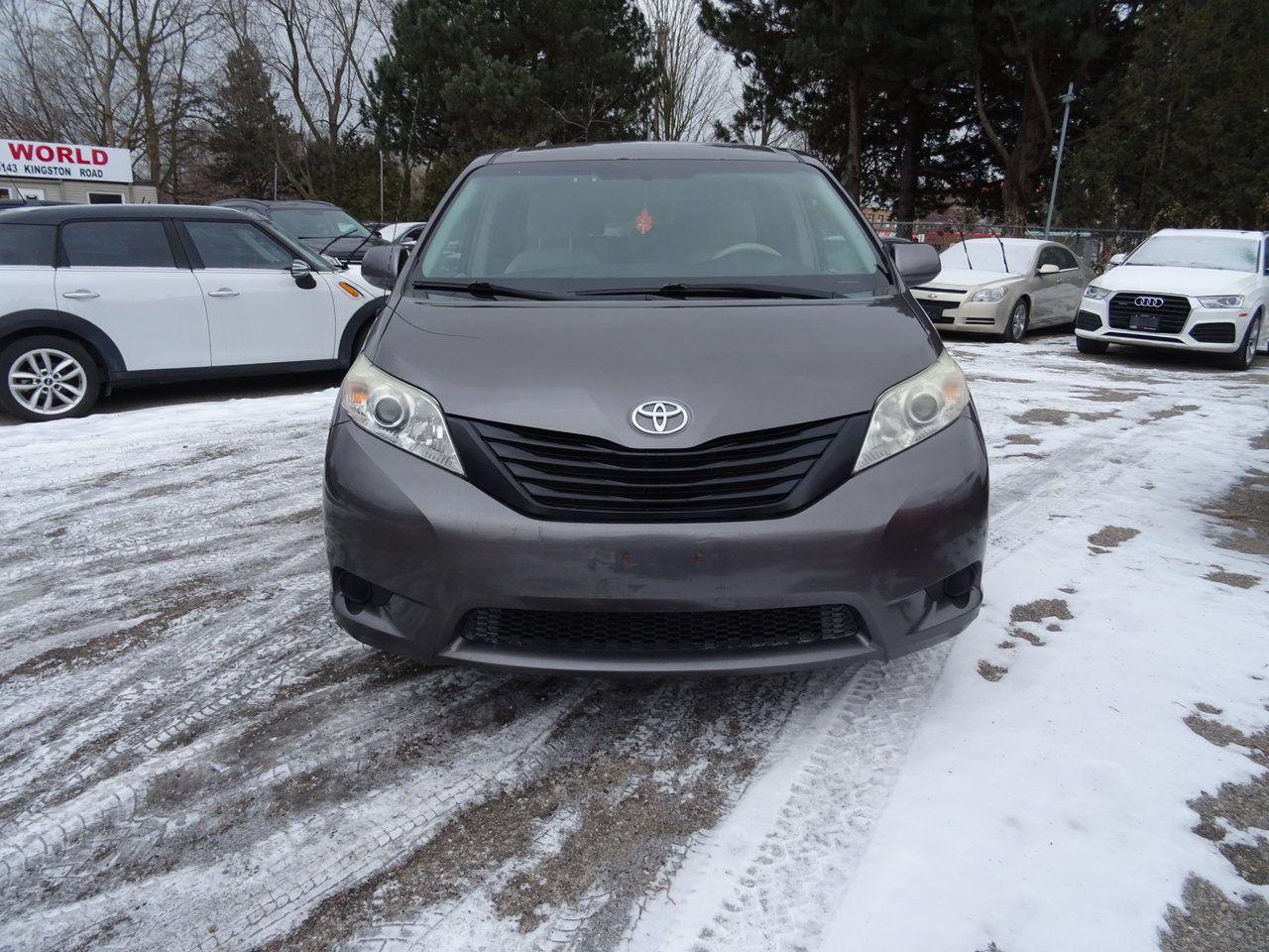 2012 Toyota Sienna CE - Photo #3