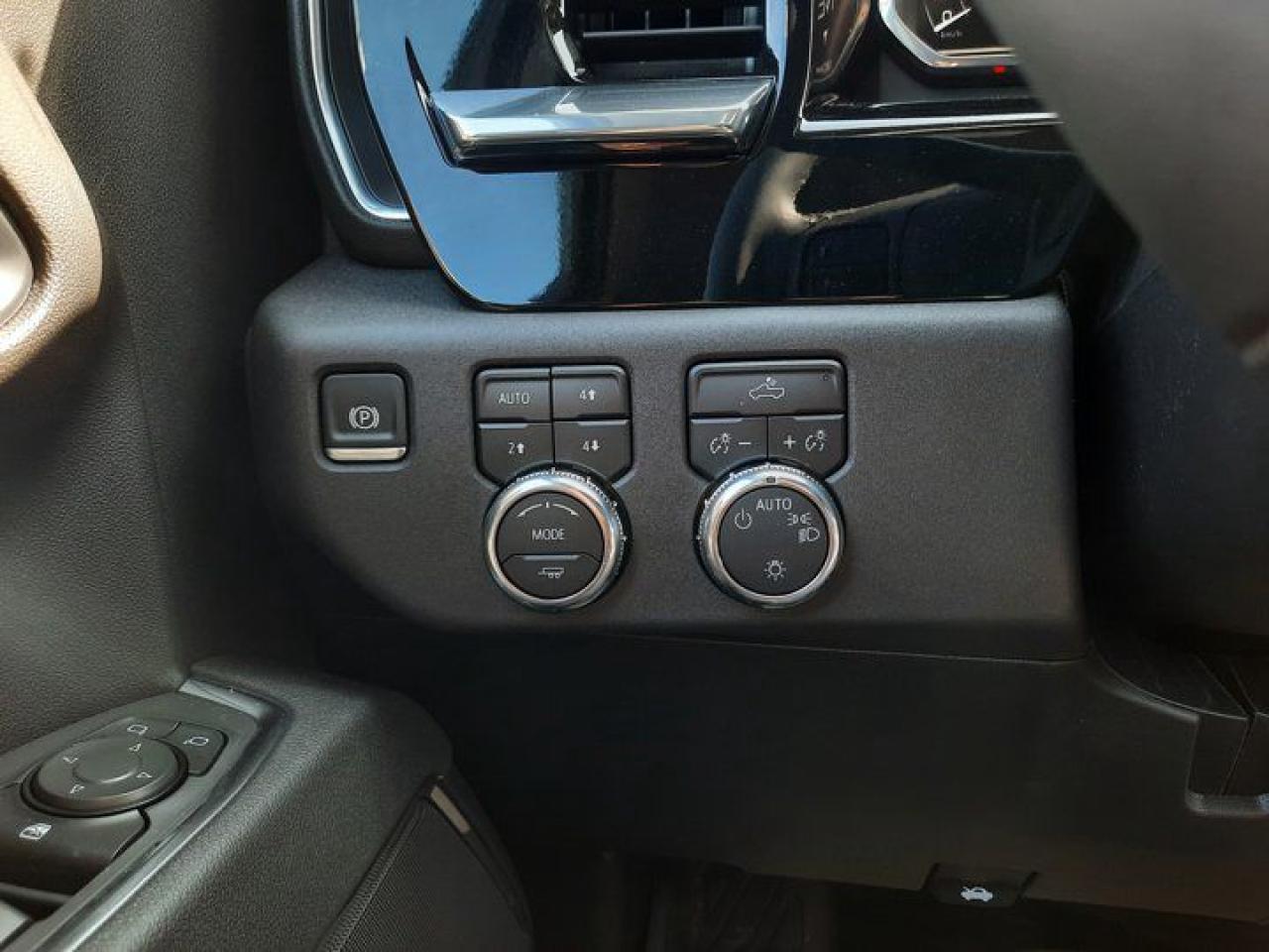 12122991