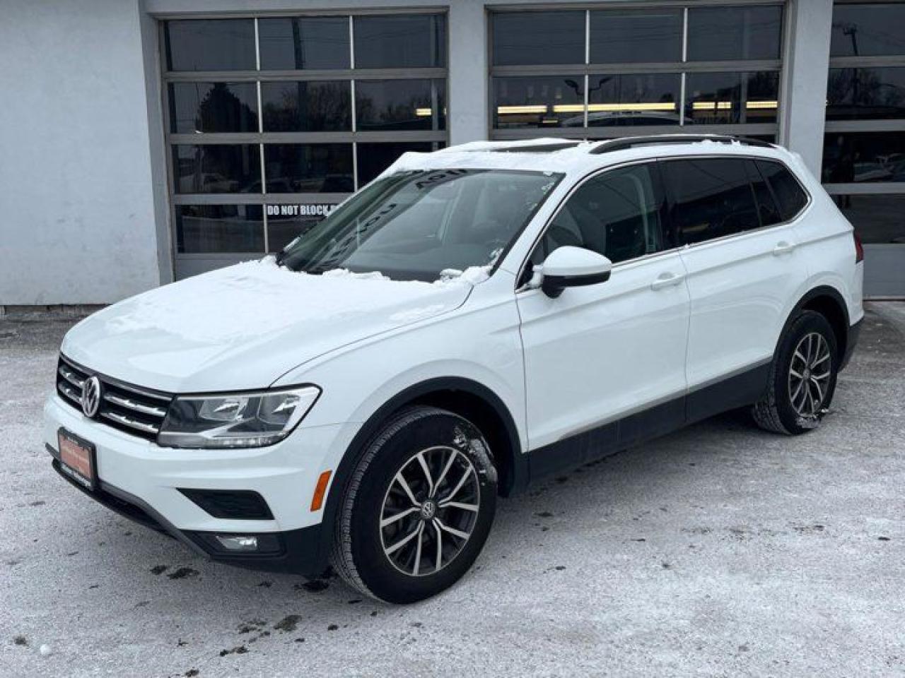 Used 2021 Volkswagen Tiguan Comfortline AWD | Leather | Panoramic Sunroof | Nav | Heated Seats | CarPlay + Android | Rear Camera for sale in Guelph, ON