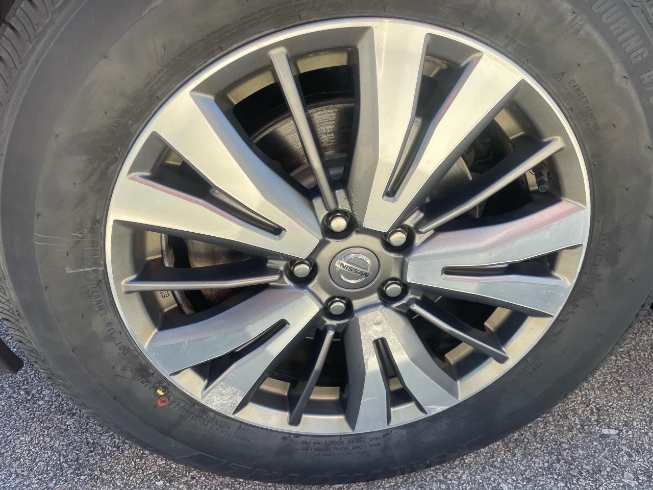2019 Nissan Pathfinder SL PREMIUM LEATHER - AROUNDVIEW CAMERAS - MOONROOF Photo16