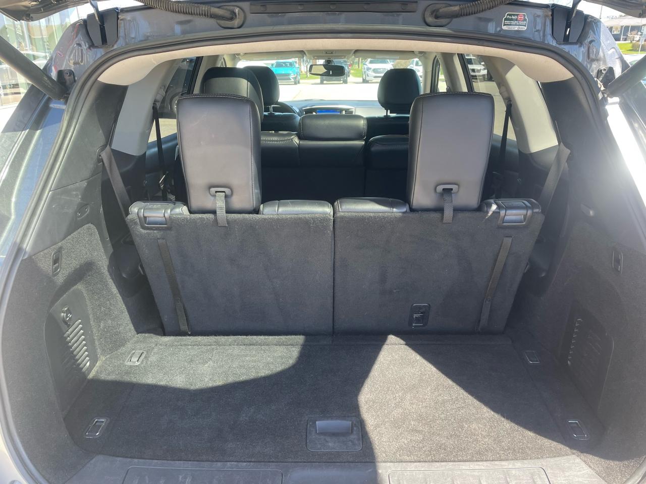 2019 Nissan Pathfinder SL PREMIUM LEATHER - AROUNDVIEW CAMERAS - MOONROOF Photo6