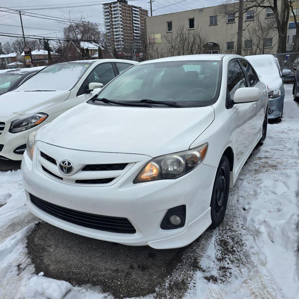 2013 Toyota Corolla 4dr Sdn Auto S - Photo #2