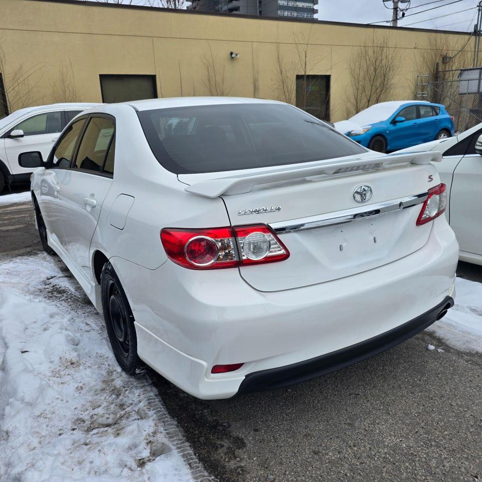 2013 Toyota Corolla 4dr Sdn Auto S - Photo #6