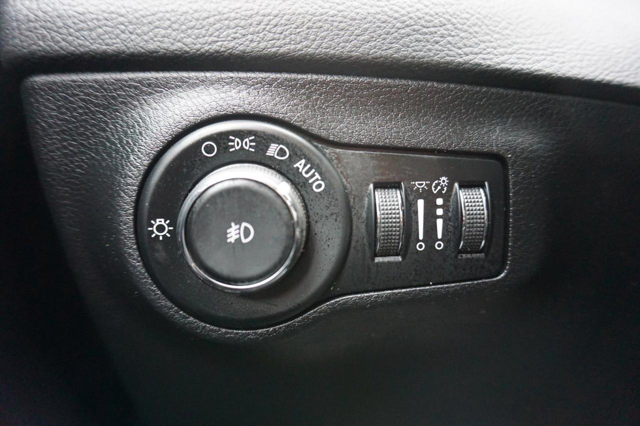 2018 Jeep Compass TRAILHAWK 4WD CERTIFIED *ACCIDENT FREE* CAMERA NAV BLUETOOTH LEATHER HEATED SEATS CRUISE ALLOYS - Photo #27
