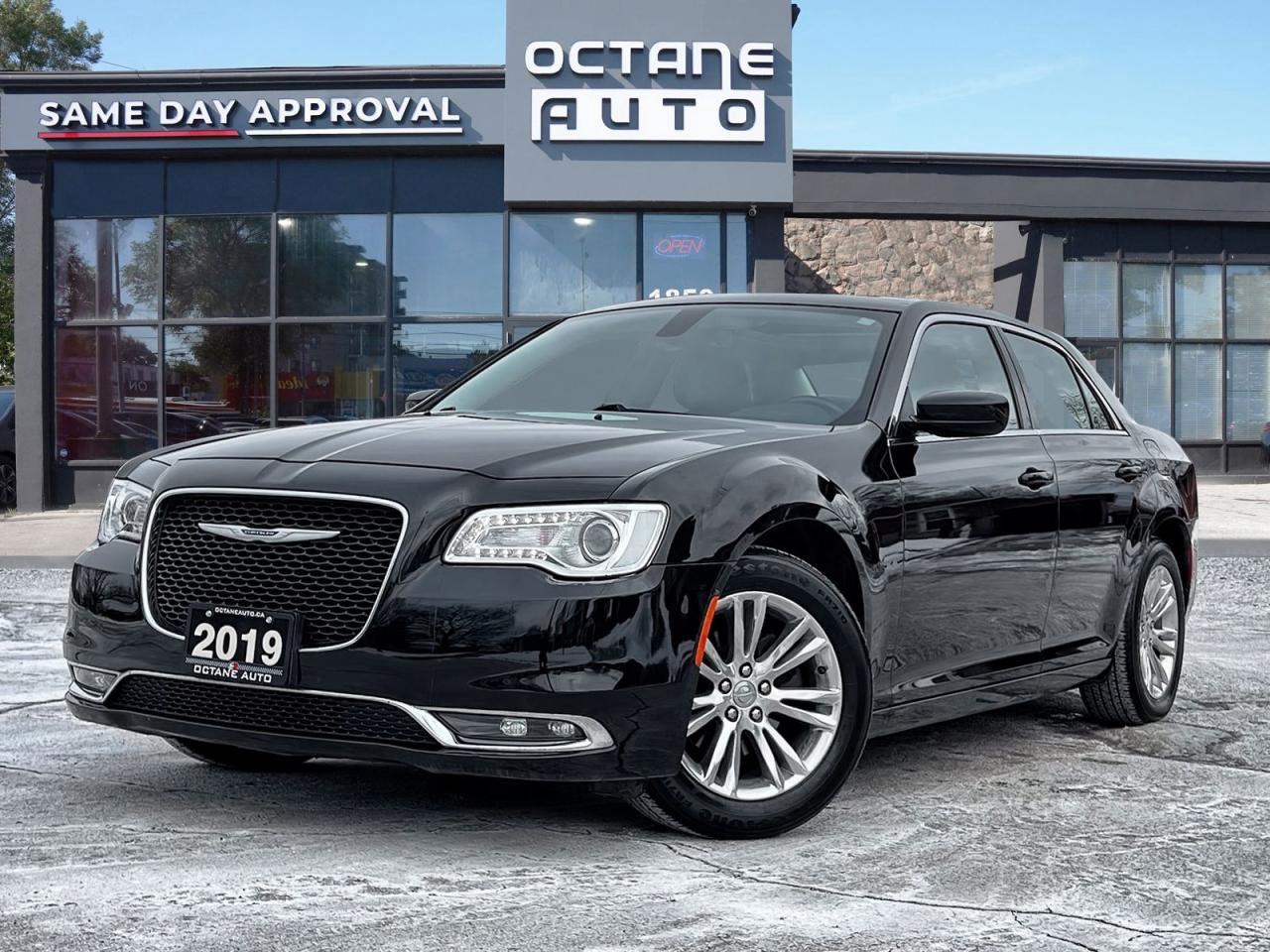 Used 2019 Chrysler 300 Touring for sale in Scarborough, ON