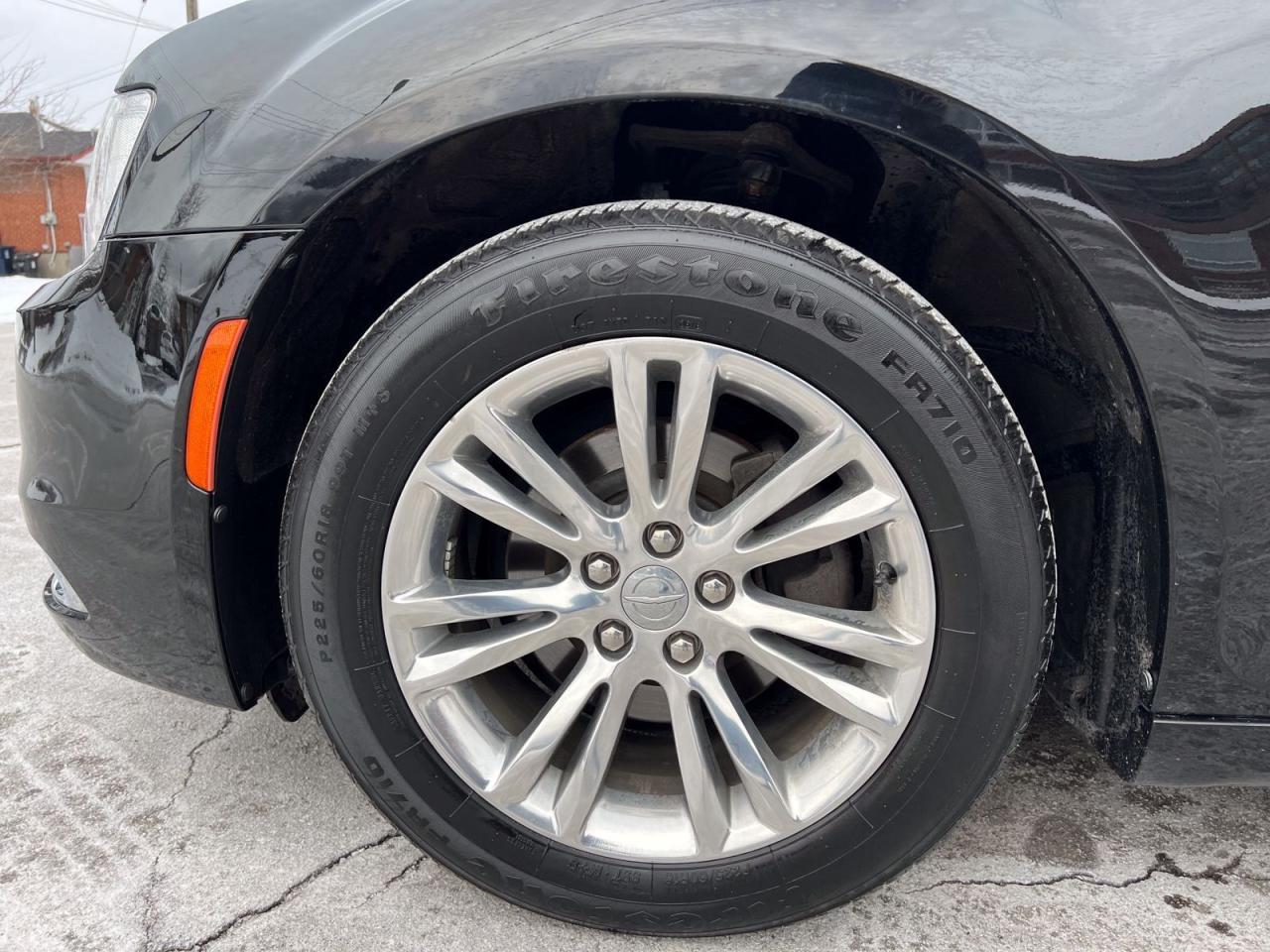 2019 Chrysler 300 Touring  - Photo #8