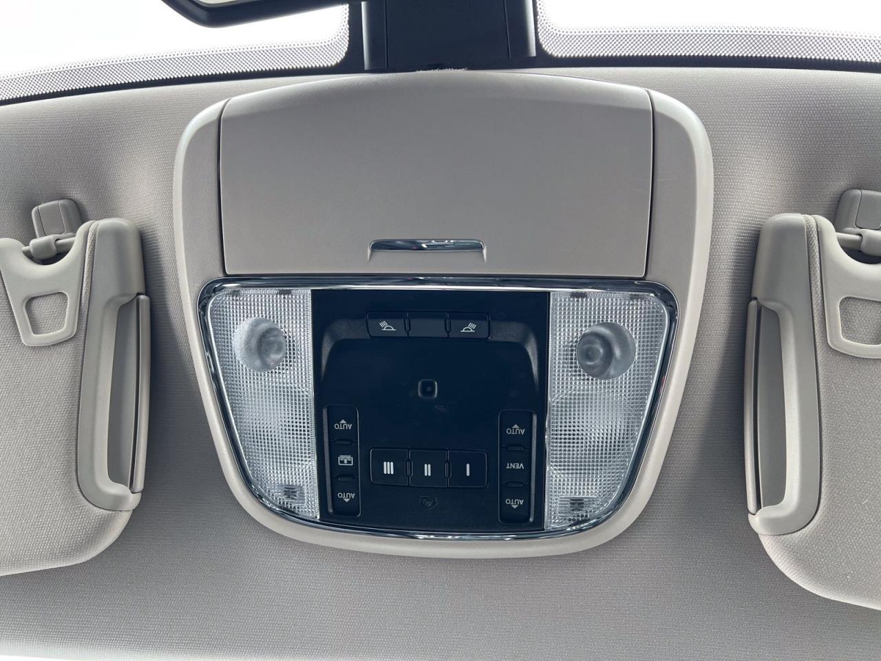 2019 Chrysler 300 Touring  - Photo #30