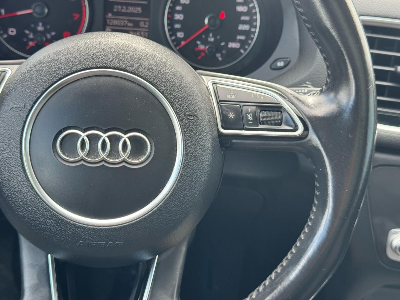 2016 Audi Q3 PROGRESSIV | QUATTRO | PANO | LEATHER | Photo35