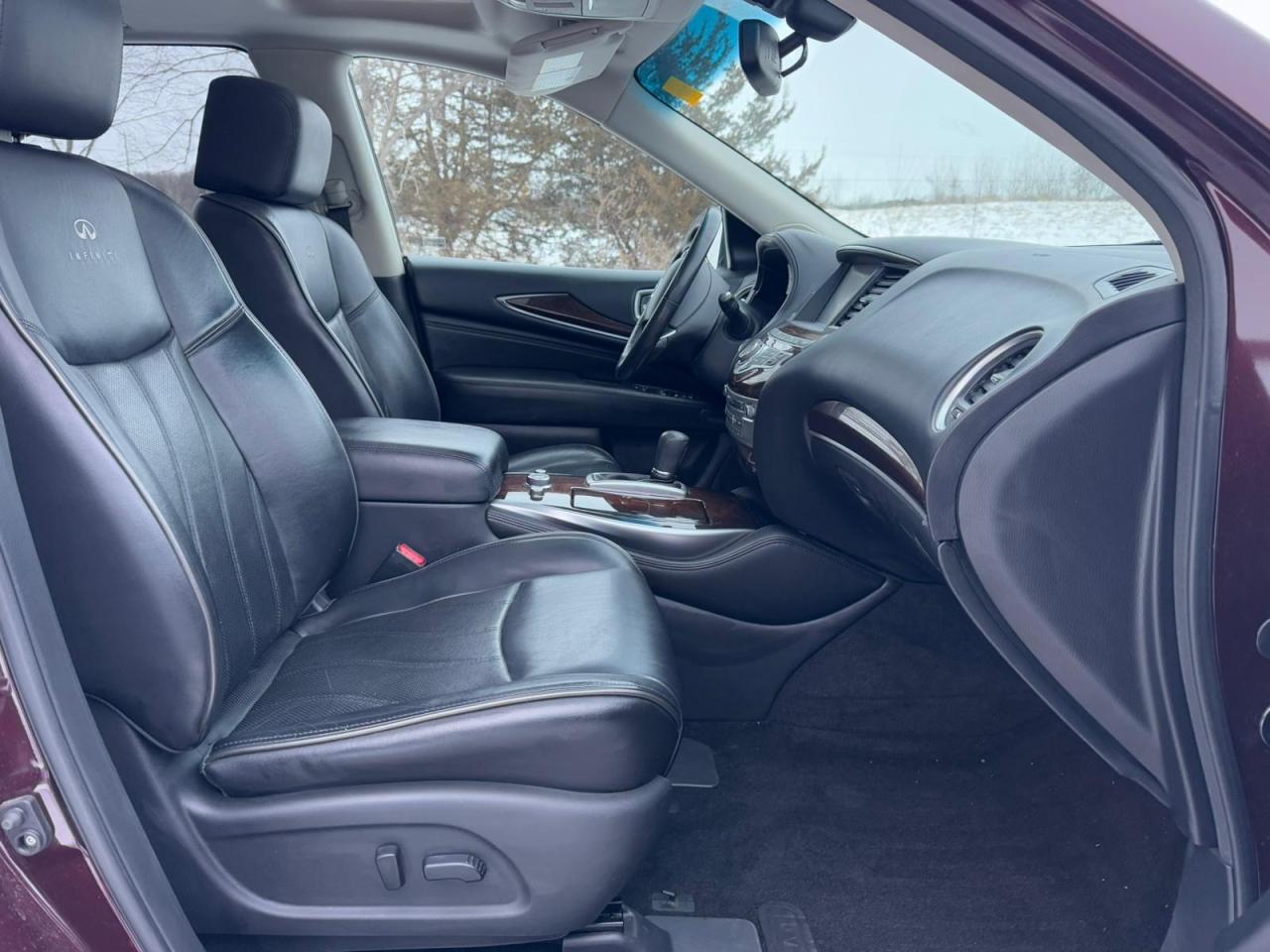 2014 Infiniti QX60 AWD | FULLY LOADED | CLEAN CARFAX | PANO | NAV Photo6