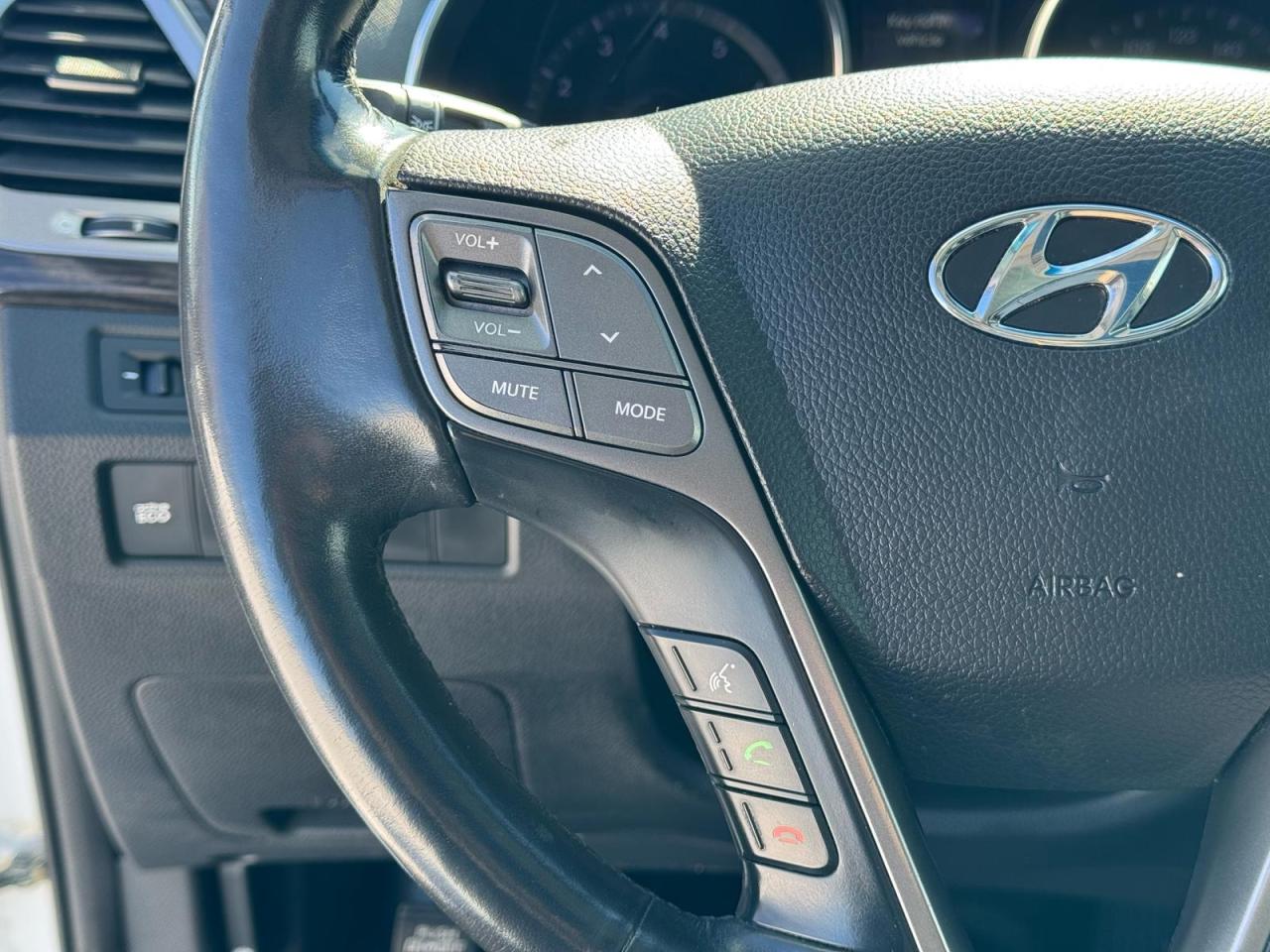 2015 Hyundai Santa Fe Sport SPORT 2.0T AWD | CLEAN CARFAX | LEATHER | PANO Photo22