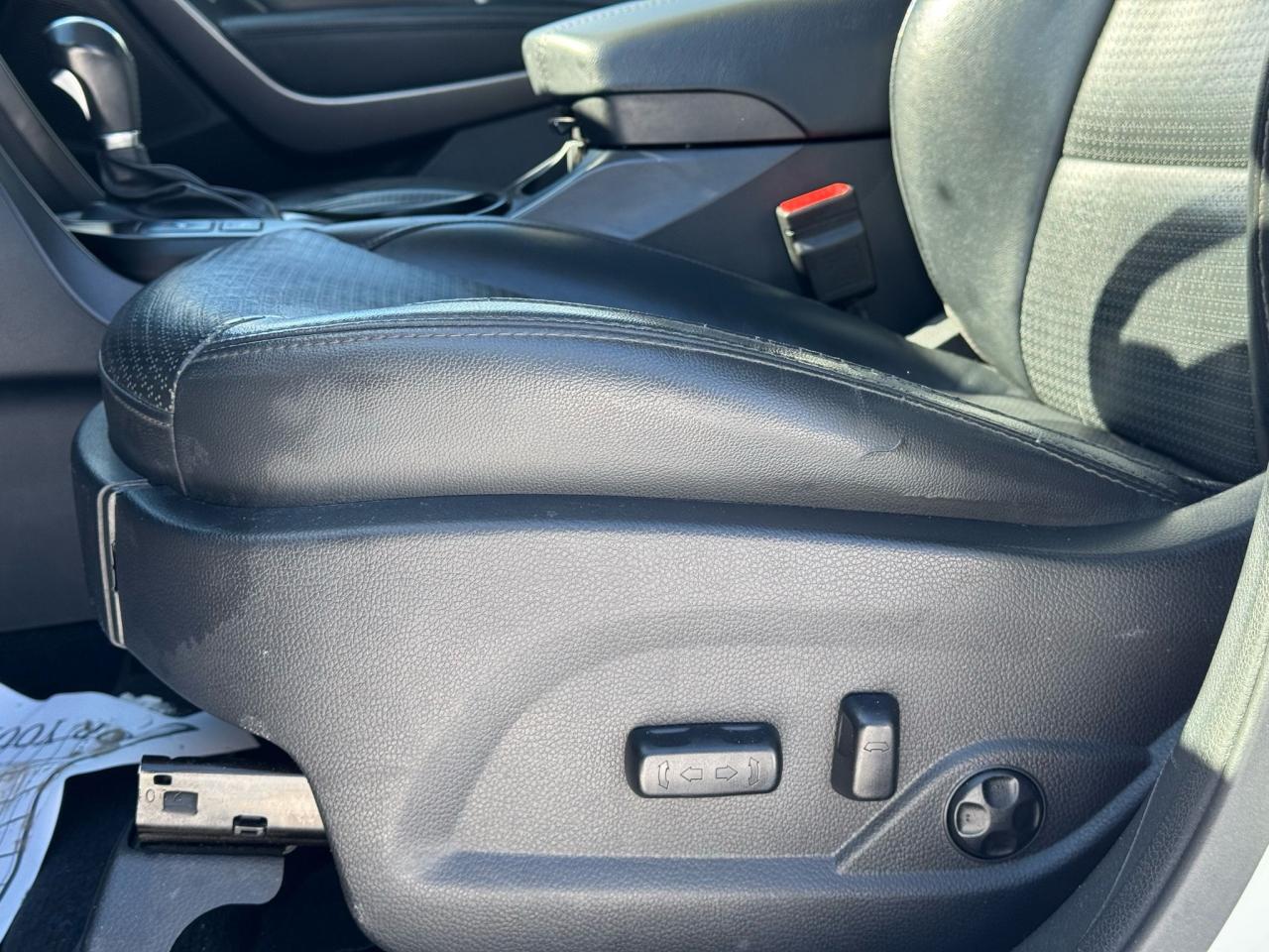 2015 Hyundai Santa Fe Sport SPORT 2.0T AWD | CLEAN CARFAX | LEATHER | PANO Photo16