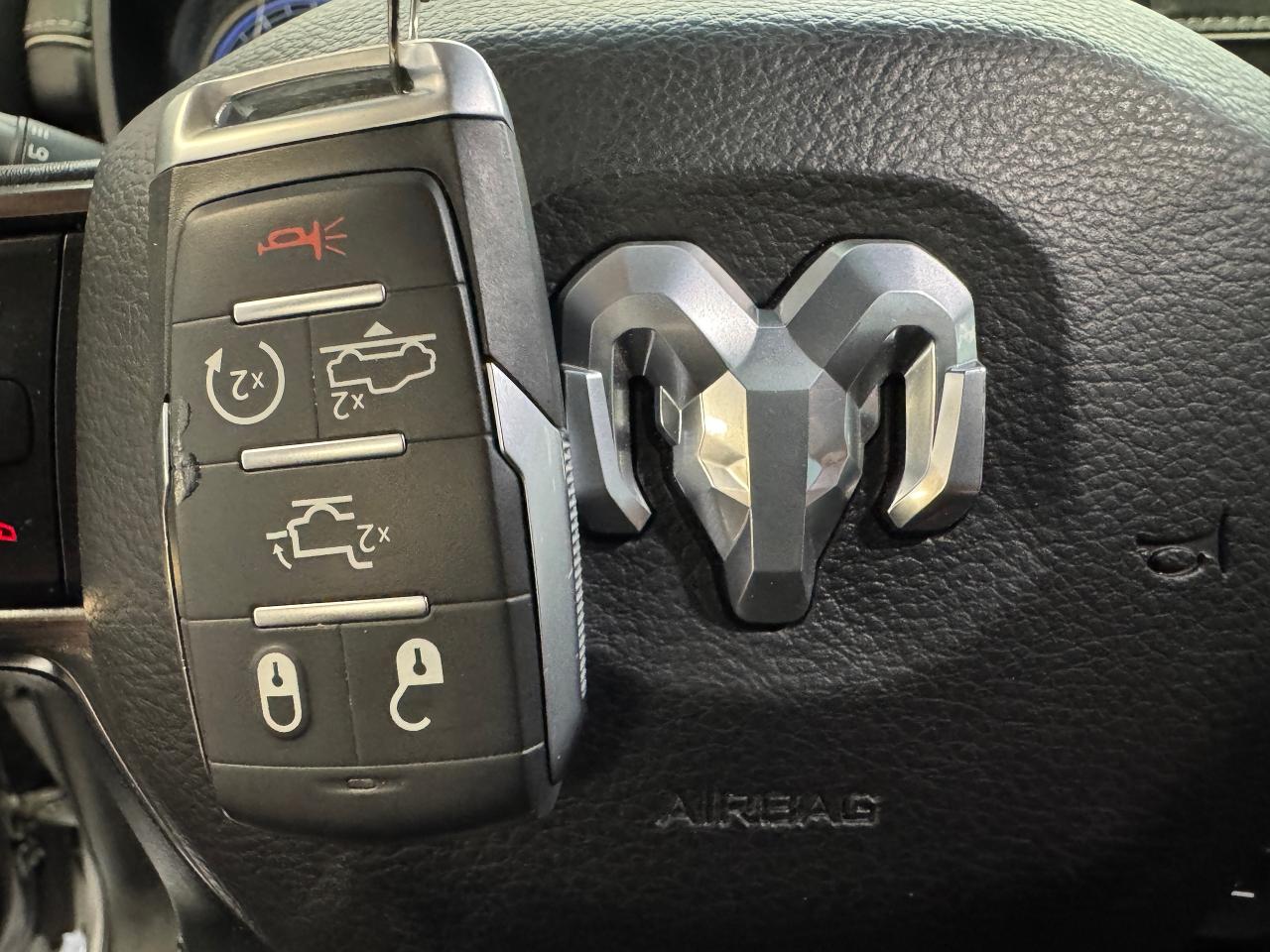 2019 RAM 1500 LIMITED 5.7L V8+Pano Roof+Adaptive Cruise+NewTires Photo90