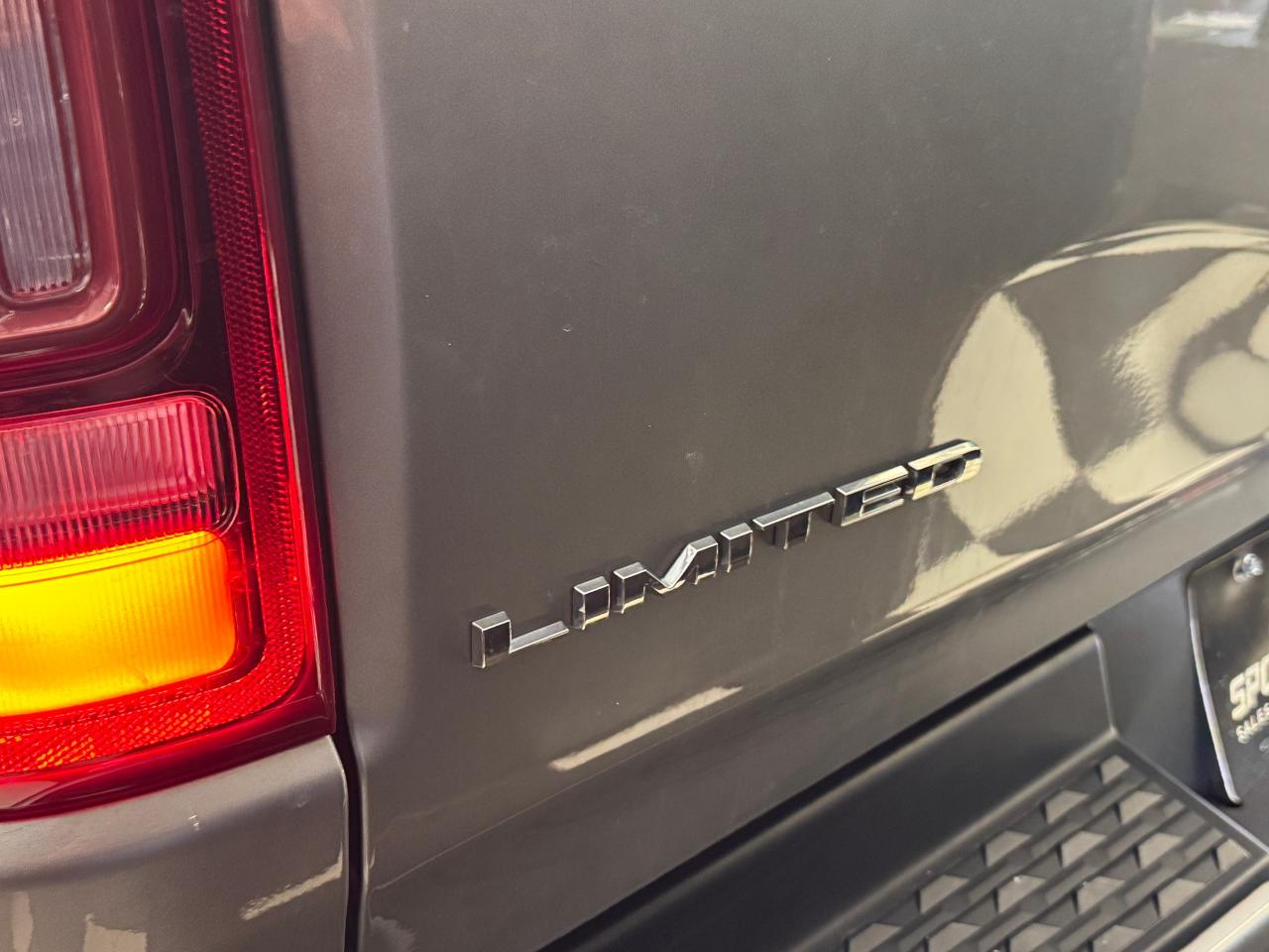 2019 RAM 1500 LIMITED 5.7L V8+Pano Roof+Adaptive Cruise+NewTires Photo132