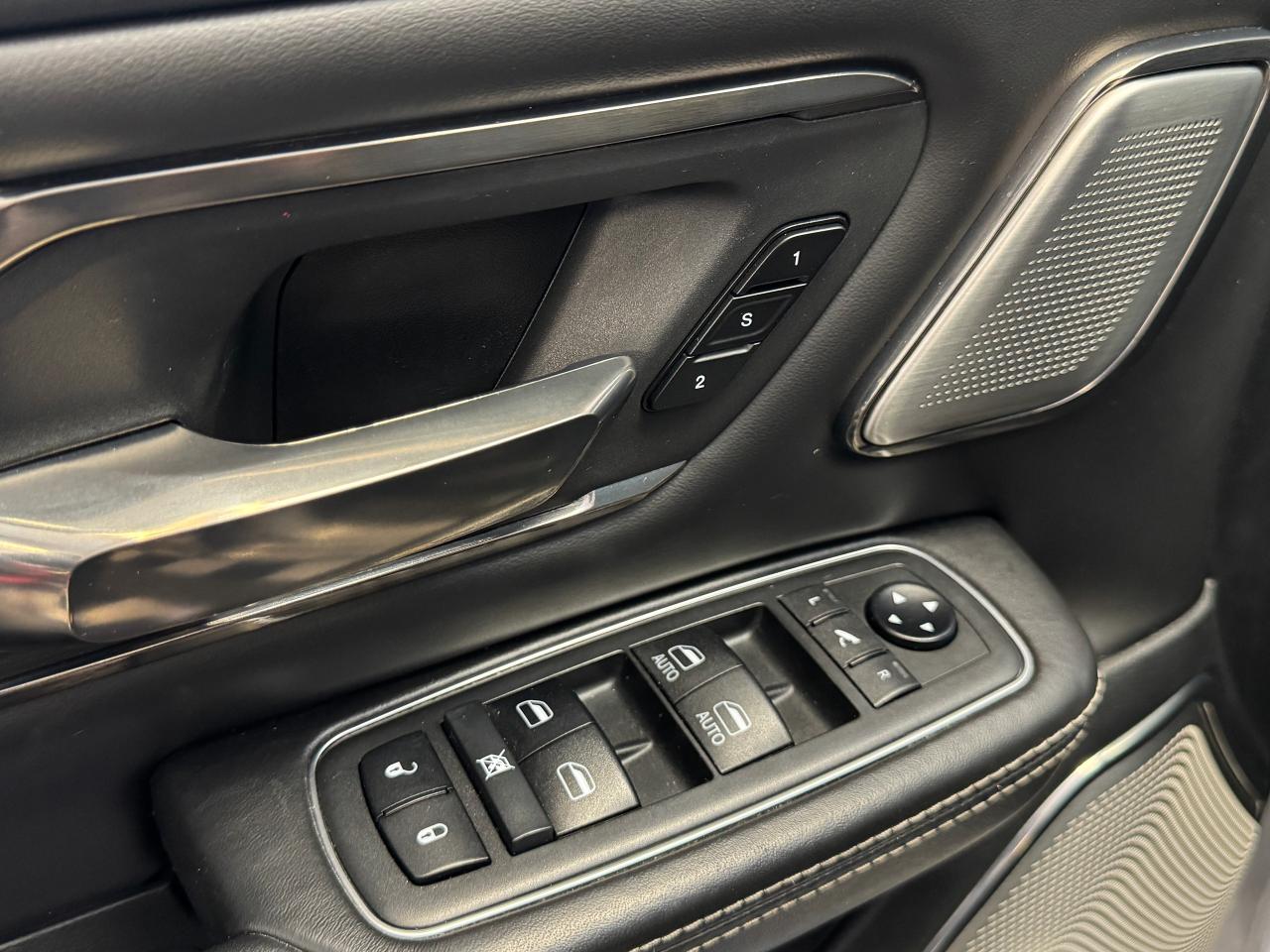 2019 RAM 1500 LIMITED 5.7L V8+Pano Roof+Adaptive Cruise+NewTires Photo111