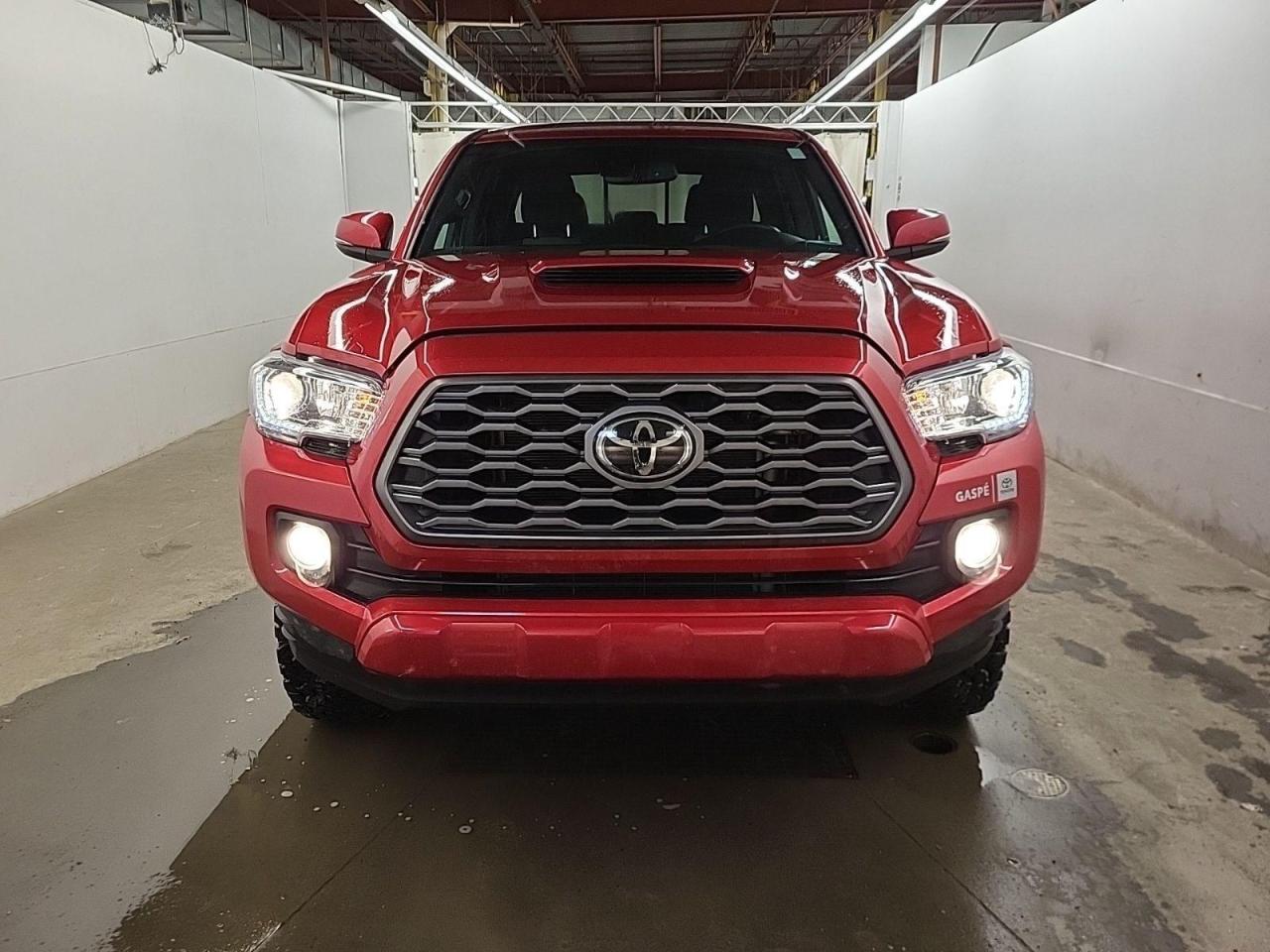 Used 2023 Toyota Tacoma 4x4 Double Cab Auto for sale in Toronto, ON